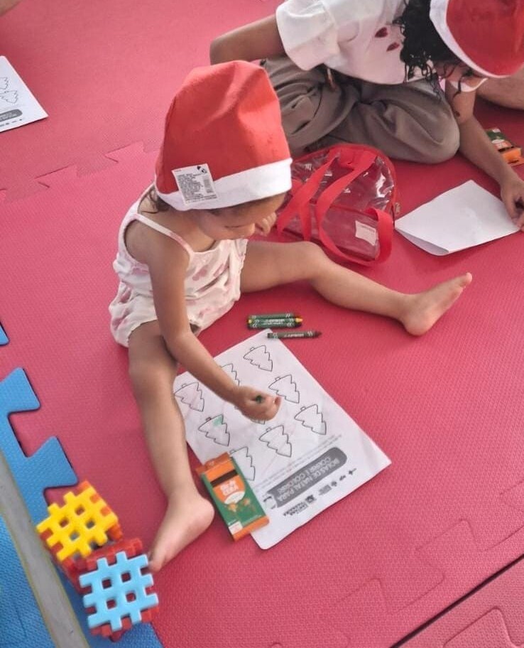 Ação Natalina Crianças Brinquedoteca.jpeg